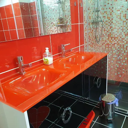 Casa Dos Cisnes - Serra Da Estrela - - Gouveia - Portugal *