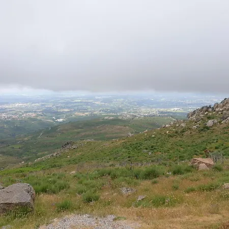 Semesterbostad Casa Dos Cisnes - Serra Da Estrela - - Gouveia - Portugal *