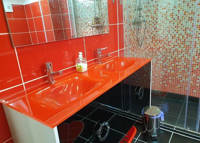 Casa Dos Cisnes - Serra Da Estrela - - Gouveia - Portugal *