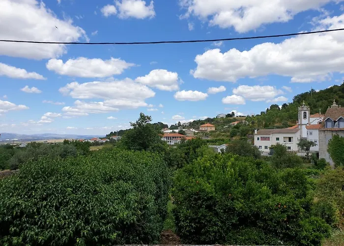 Casa Dos Cisnes - Serra Da Estrela - - Gouveia - Portugal *