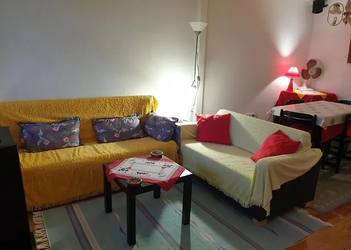 Casa Dos Cisnes - Serra Da Estrela - - Gouveia - Portugal *